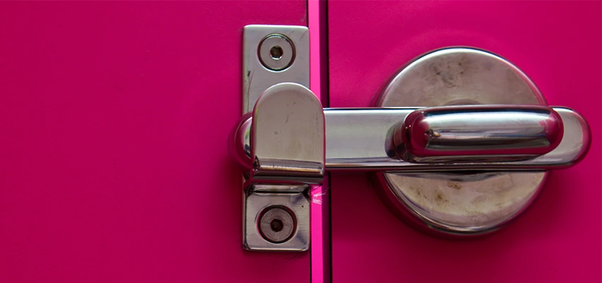 Childproof Gate Lock in Ben Lomond, California