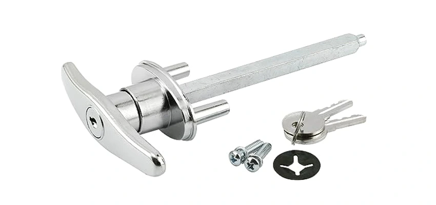 Old Style Garage Door Locks Replacements in Ben Lomond, California